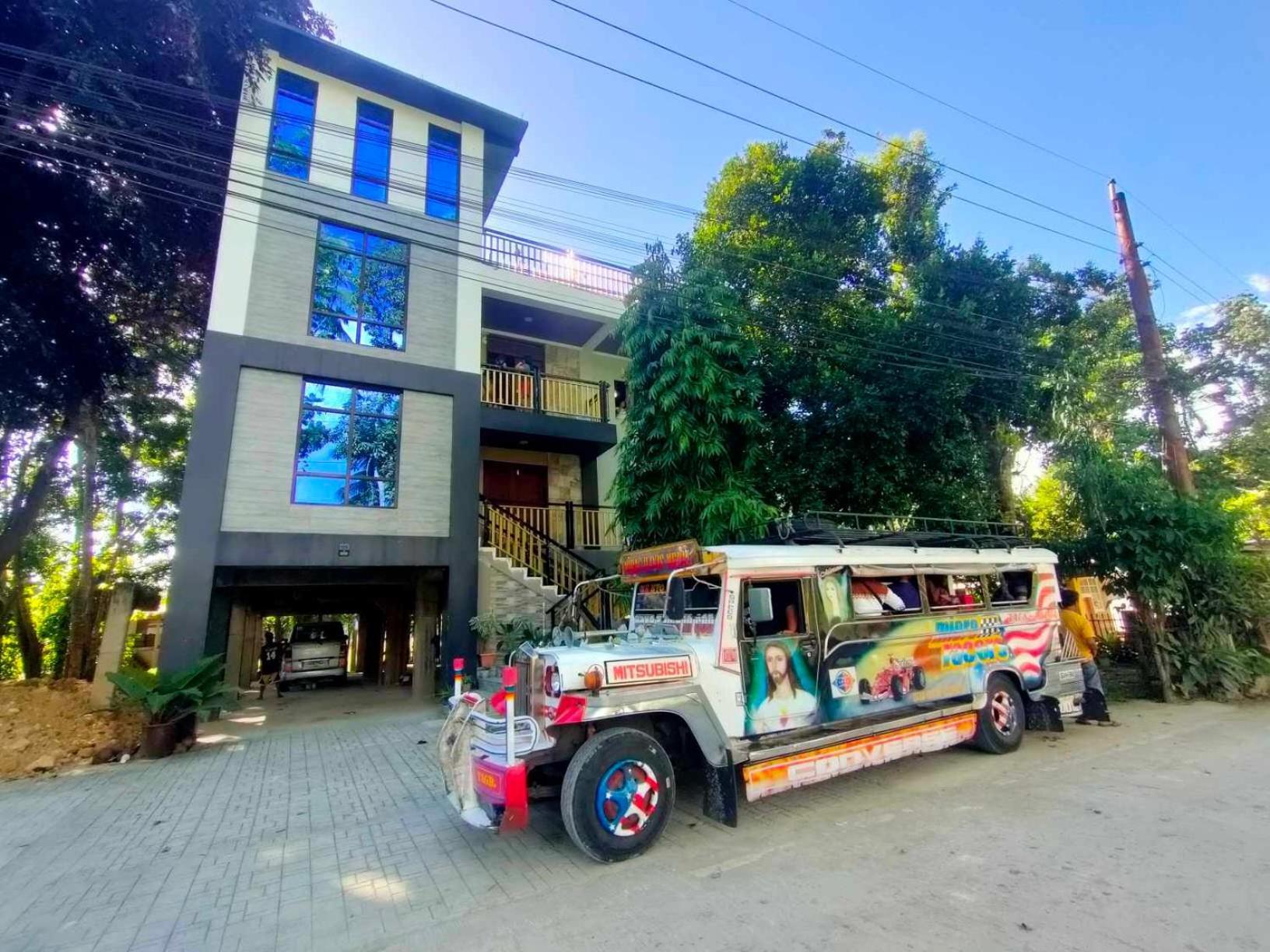 Gbu Loboc River Guesthouse Exteriör bild