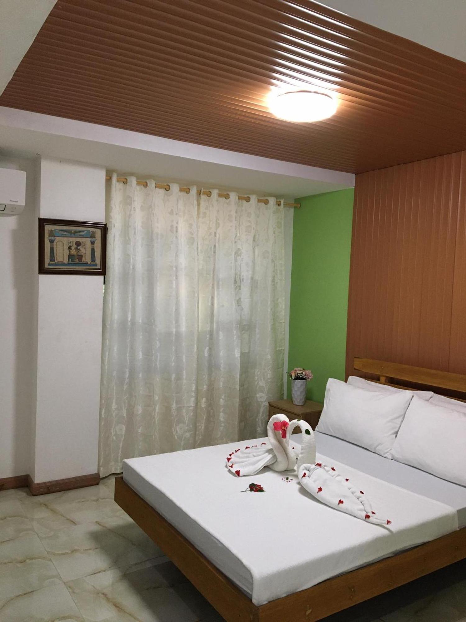 Gbu Loboc River Guesthouse Exteriör bild
