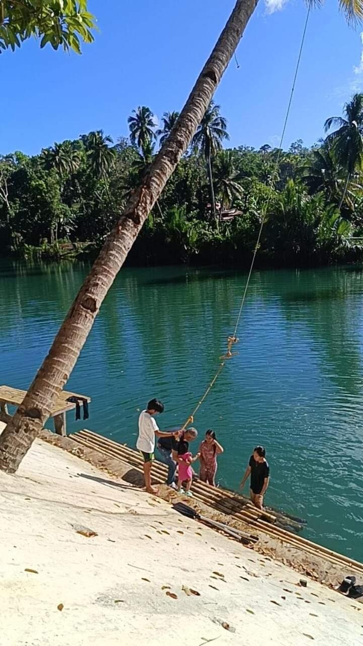Gbu Loboc River Guesthouse Exteriör bild